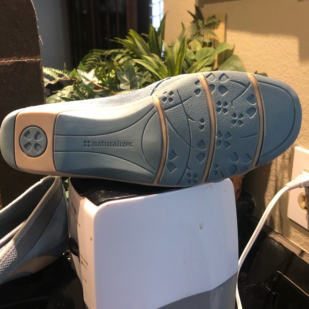 NaturalizerWomen’s ‘Yesenia’ SuedeMesh Casual Shoe - Picture 6 of 12